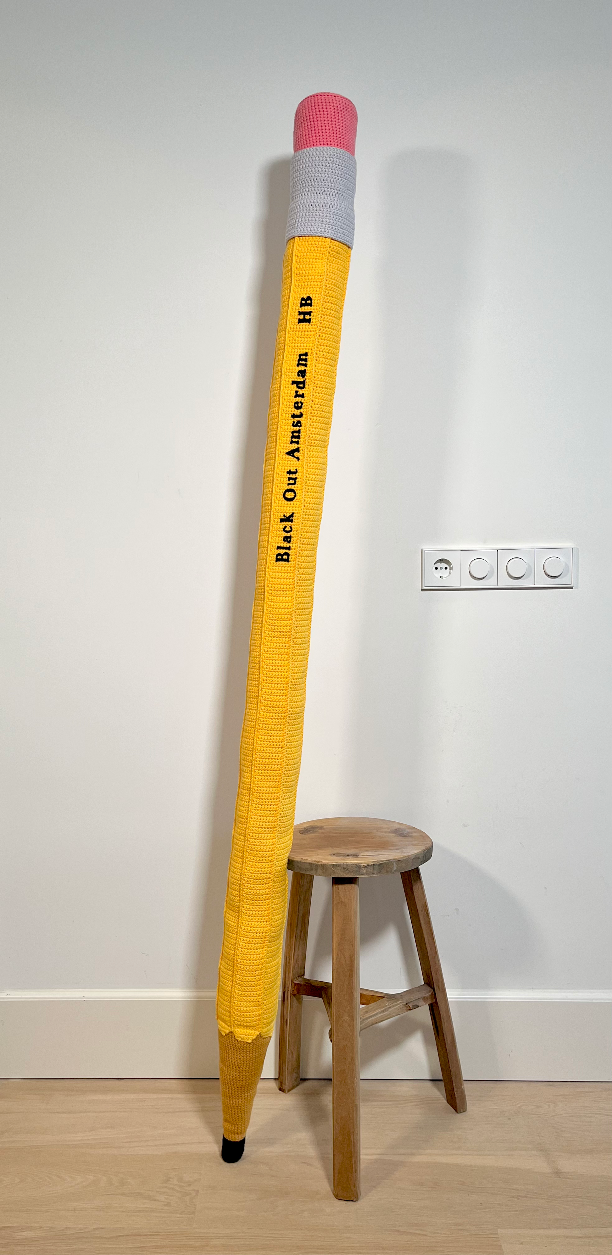 SOLD - HB Pencil  <br><small> Crochet, 185 cm, €850</small>
